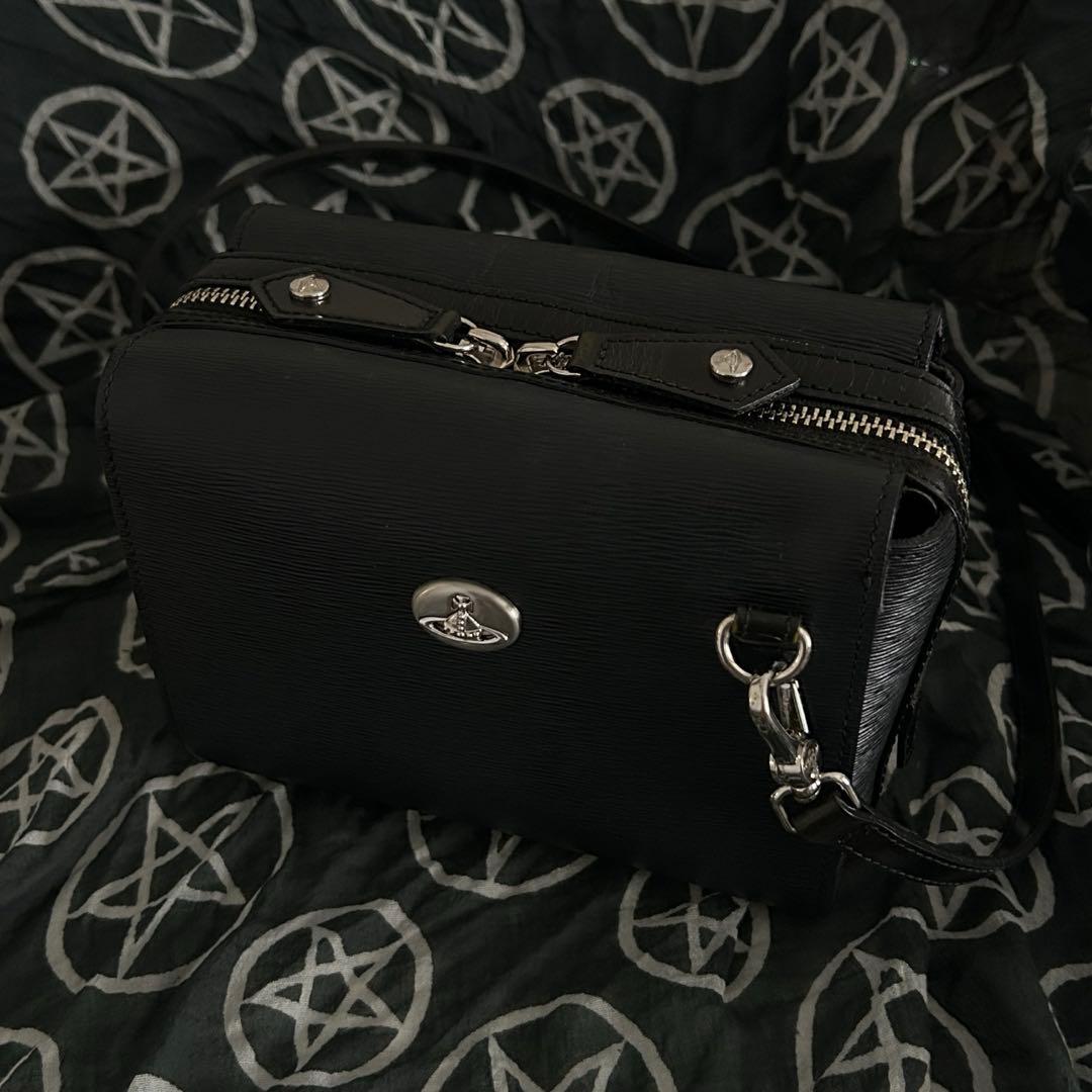 Vivienne Westwood NEW ADVAN ショルダーバッグ S Vivienne Westwood（ヴィヴィアンウエストウッド） ショルダーバッグ