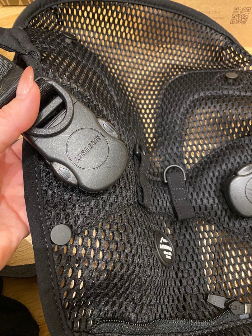 《美品》AIR BUGGY BABY CARRIER エアバギー抱っこ紐