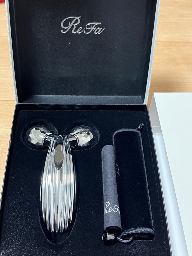 ReFa 美顔ローラー シルバー 収納ポーチ付き