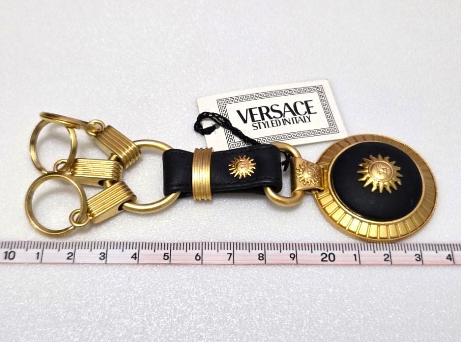 VERSACE ヴェルサーチェ ユニセックス キーリング 美品 41382 - メルカリ