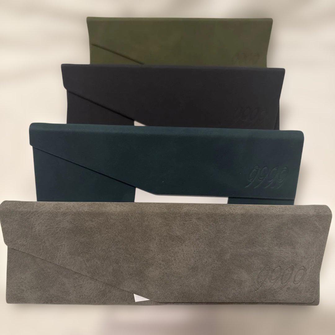 9999 折りたたみ式メガネケース 4色セット 折りたたみ式メガネケース | 3COINS(スリーコインズ)ライフスタイル