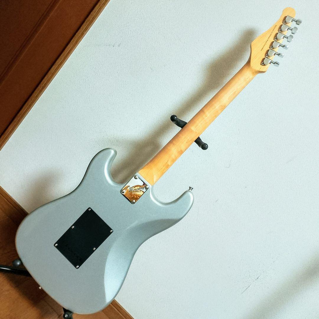 Mavis ストラトキャスタータイプ エレキギター メタリックシルバー