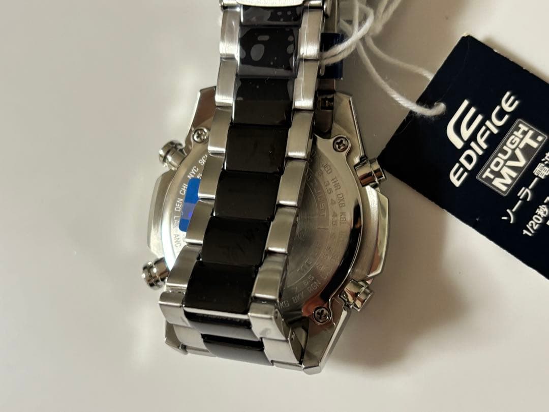 ☆未使用・定価6万☆カシオ エディフィス クロノグラ EQW-T670デート