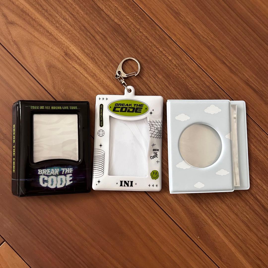 INI グッズ まとめ売り - メルカリ