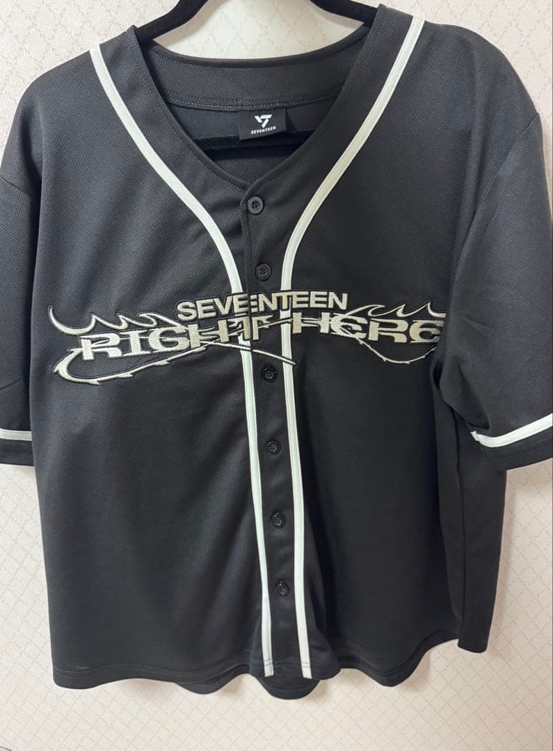 つ*う様 SEVENTEEN RIGHT HERE セブチ ドギョム ユニフォー - アイドル
