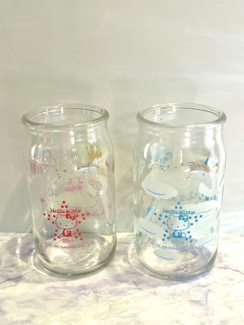 1999年製サンリオハローキティ25周年空き瓶2個セット - メルカリ