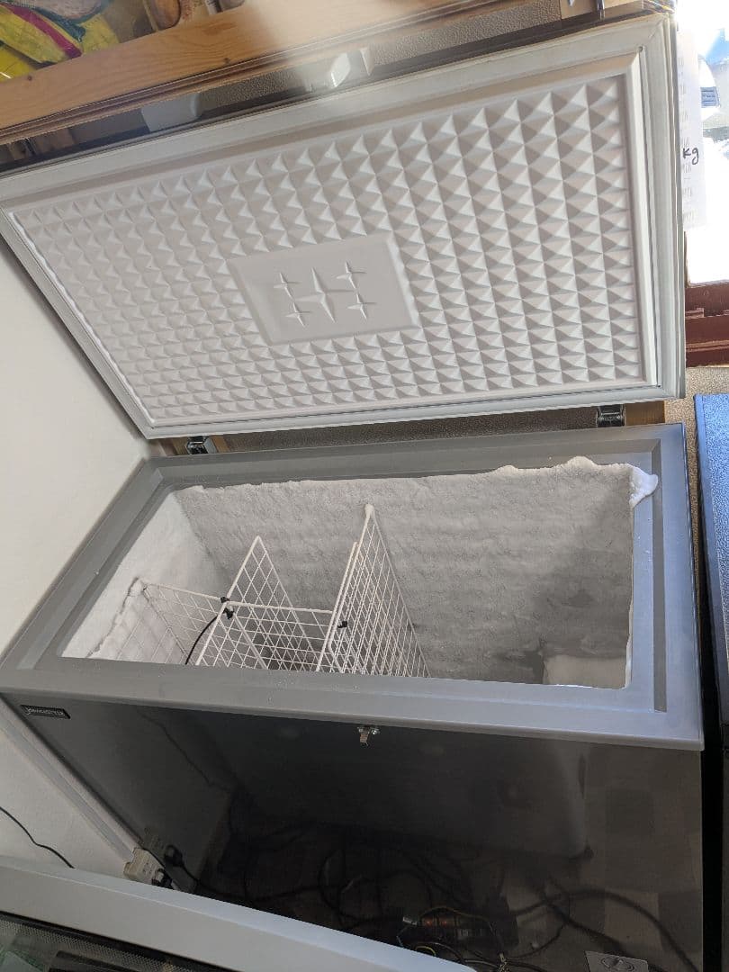 ノンフロン冷凍庫 CDF-200D-S 2024年製 deviceSTYLE 200L 上開き冷凍庫 CDF-200D-S | Costco Japan