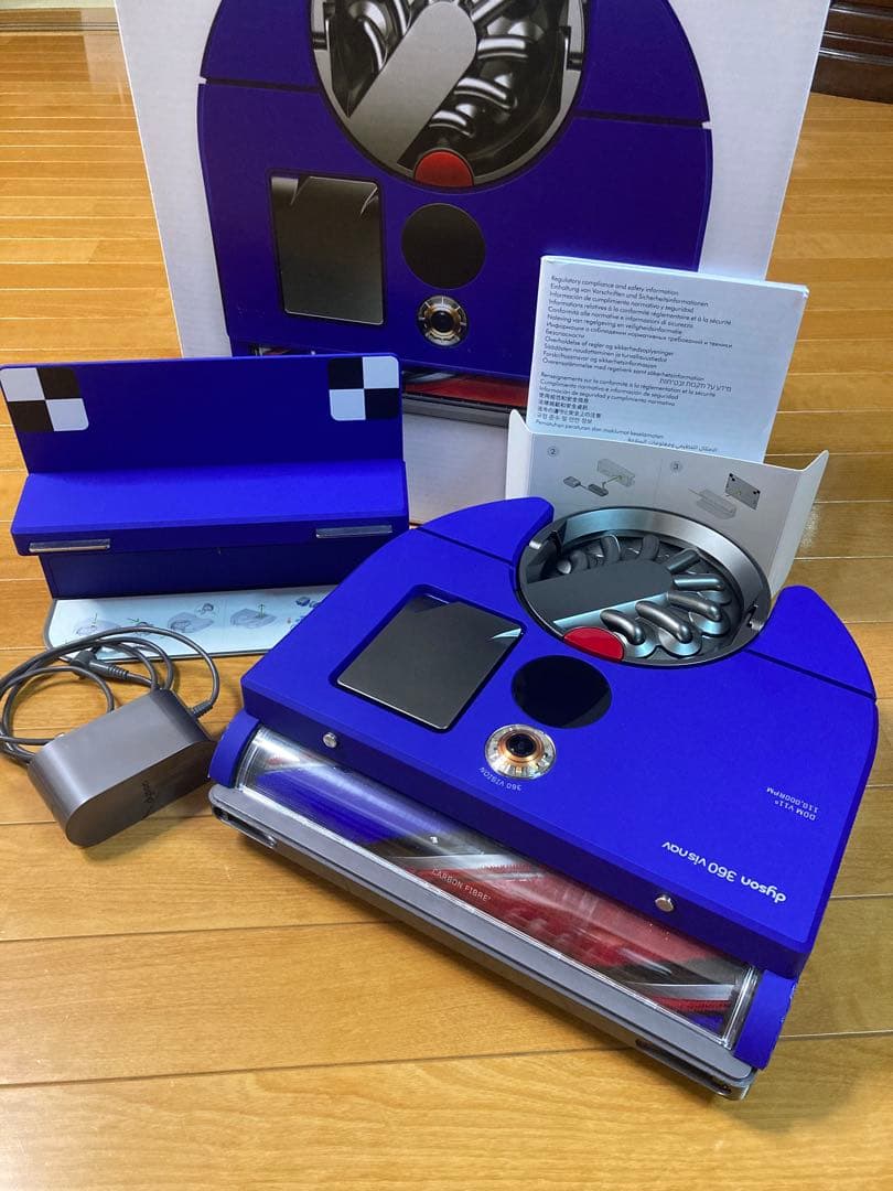 【送料込】Dyson ダイソン　360 Vision ロボット掃除機 本体 ダイソン、エッジノズルを搭載したロボット掃除機「Dyson 360 Vis Nav