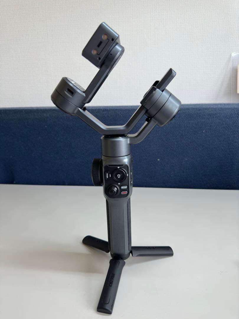 美品　zhiyun smooth 5 スマホ対応　ジンバル　スマホジンバル Amazon.co.jp: Zhiyun Smooth 5 ジンバルスタビライザー