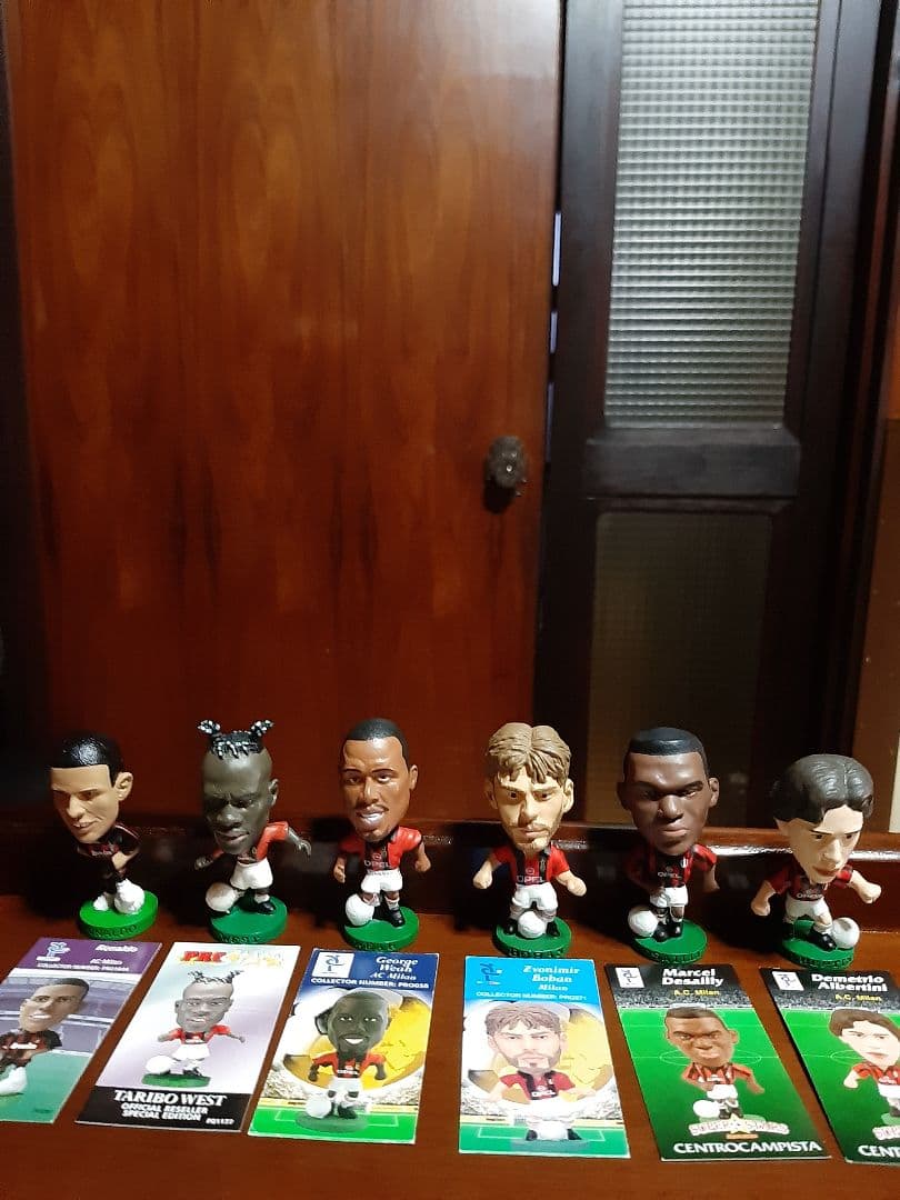 激レア コリンシアン プロスターズ ミラン 29体セット - メルカリ