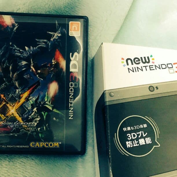 3DSLL NEW、モンハンダブルクロスカセット Amazon | モンスターハンターダブルクロス (【初回封入特典