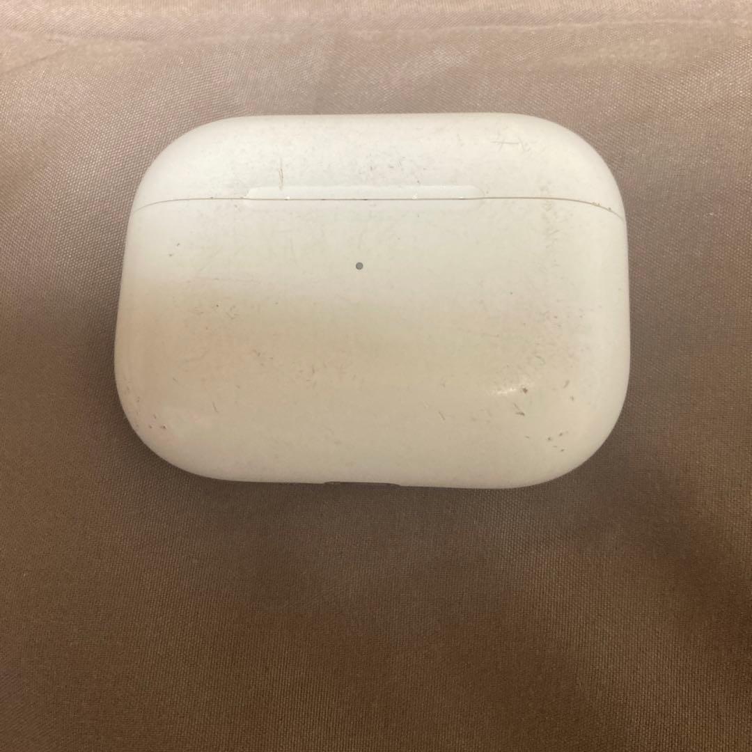 Apple AirPods エアーポッズ 第2世代 with Wireless… Amazon.co.jp: 【整備済み品】 Apple AirPods with Wireless Charging