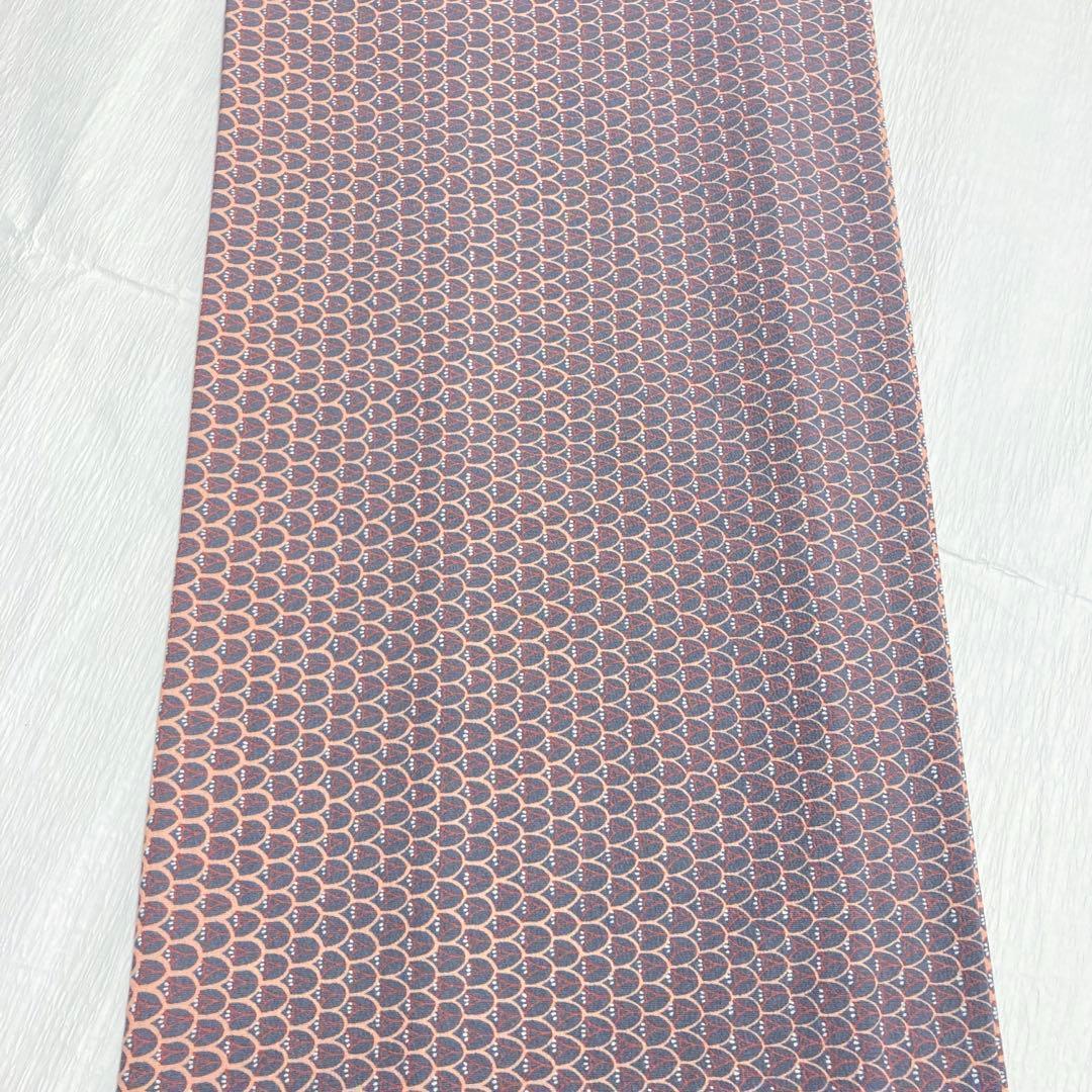 美品✨】東レシルック 洗える着物 小紋 灰色 幾何学文 袷 グレー 薄橙