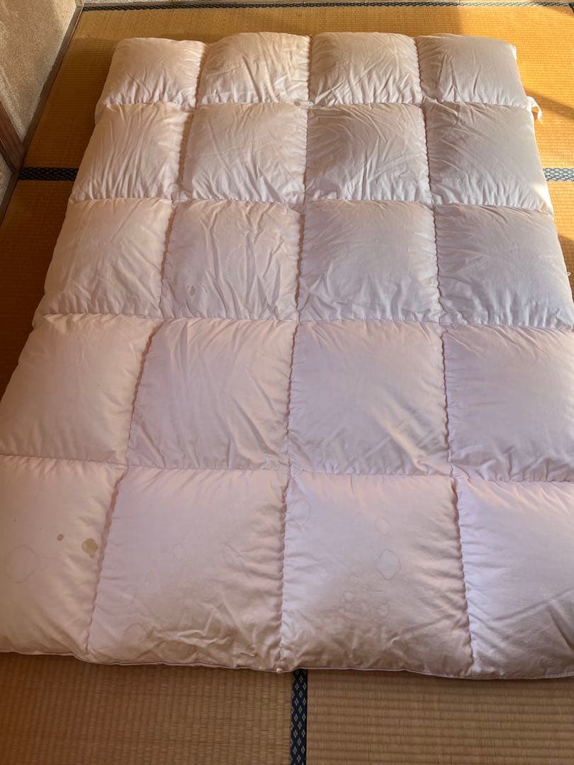 あ*☆様 羽毛布団 150×210 ダウン95% フェザー5% ホワイトグース1