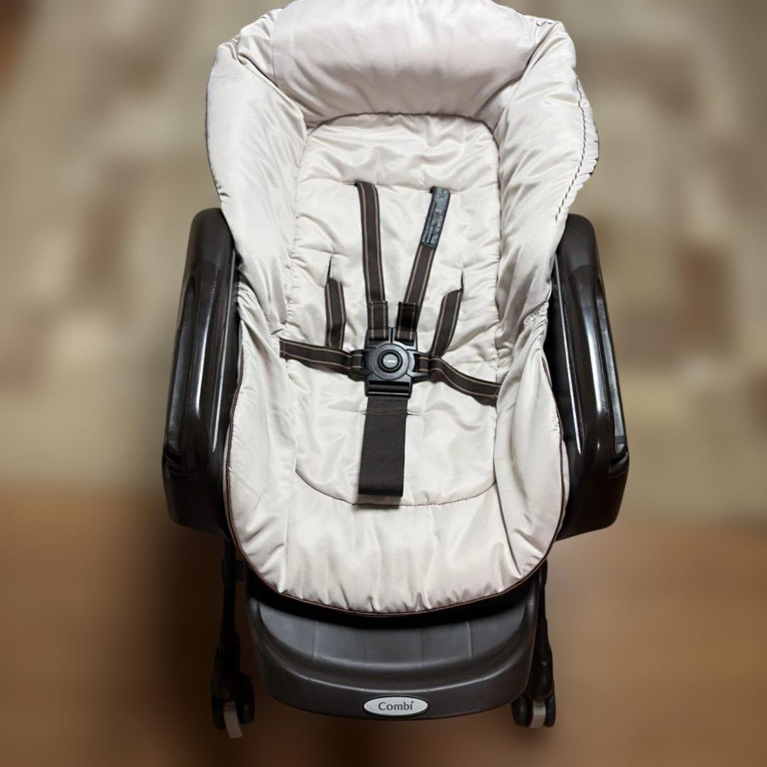 【美品】CombiネムリラAT BEDi 茶ベージュハイローチェアオートスイング コンビ ホワイトレーベル ネムリラ ベディ AUTO SWING BEDi 電動ハイ