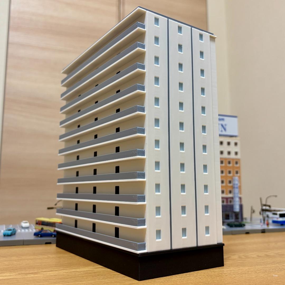 Nゲージ 都市型マンションD ストラクチャー（完成品）模型 - メルカリ
