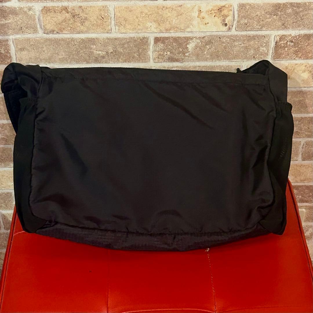 パタゴニア ライトウェイトトラベルクーリエ ショルダーバッグ