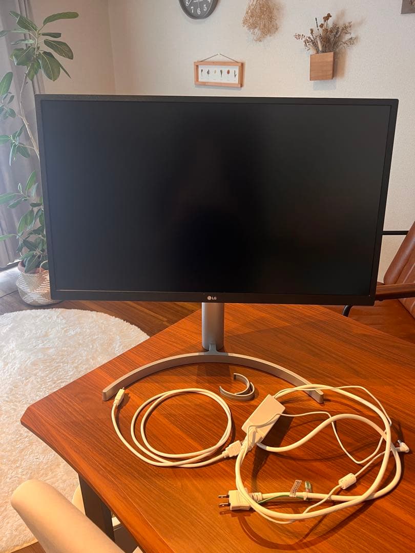 LG 27インチ 4Kモニター 27UL550-W（2021年製） 公式】 LG エルゴノミックスタンド採用 4K モニター - 27UL550-W | LG