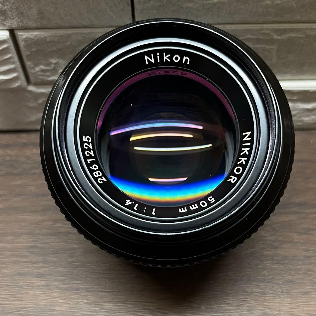 Nikon Nikkor 50mm f/1.4 Ai 単焦点レンズ Amazon.co.jp: Nikon 単焦点レンズ AI 50 f/1.4S フルサイズ対応