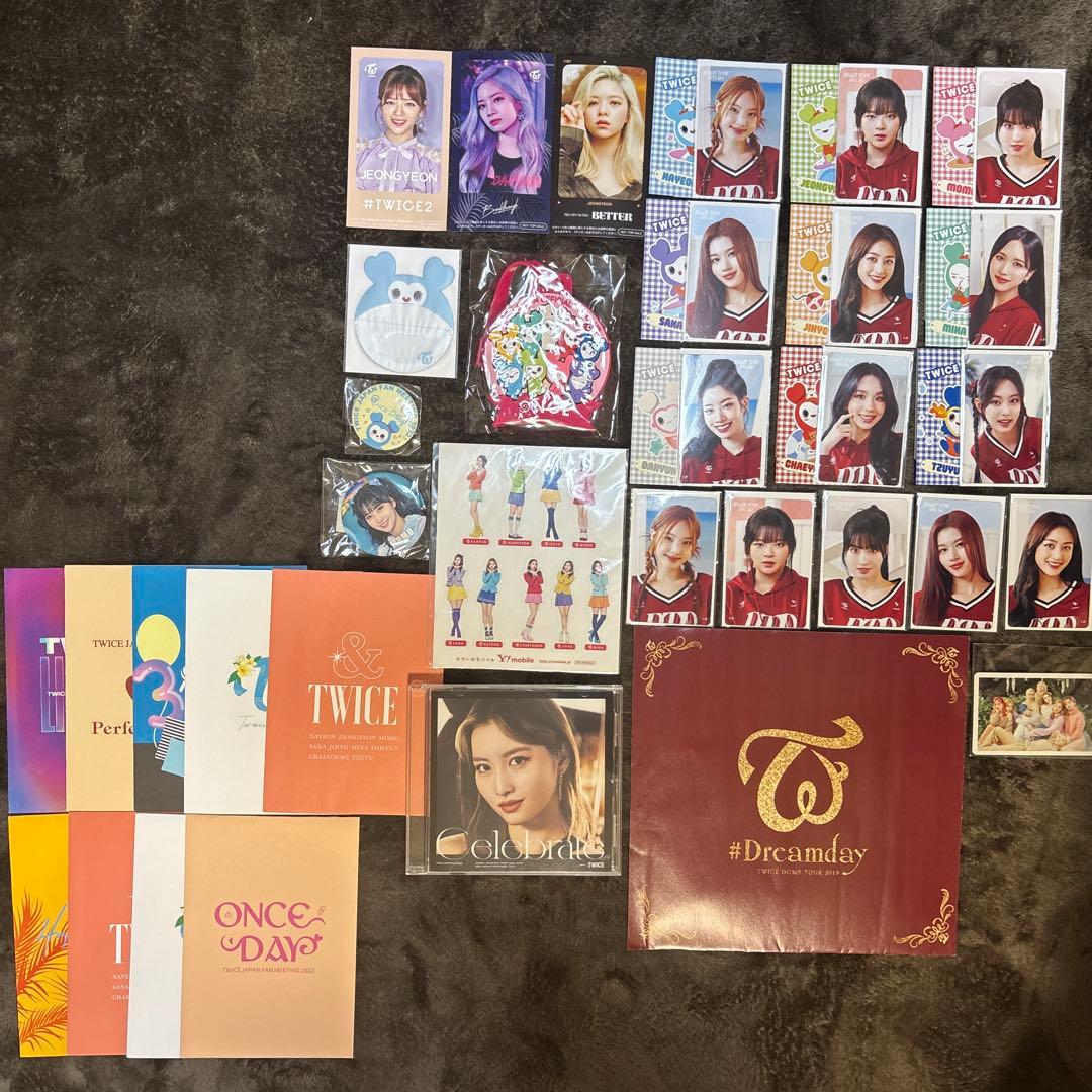 TWICE】グッズまとめ売りセット - メルカリ