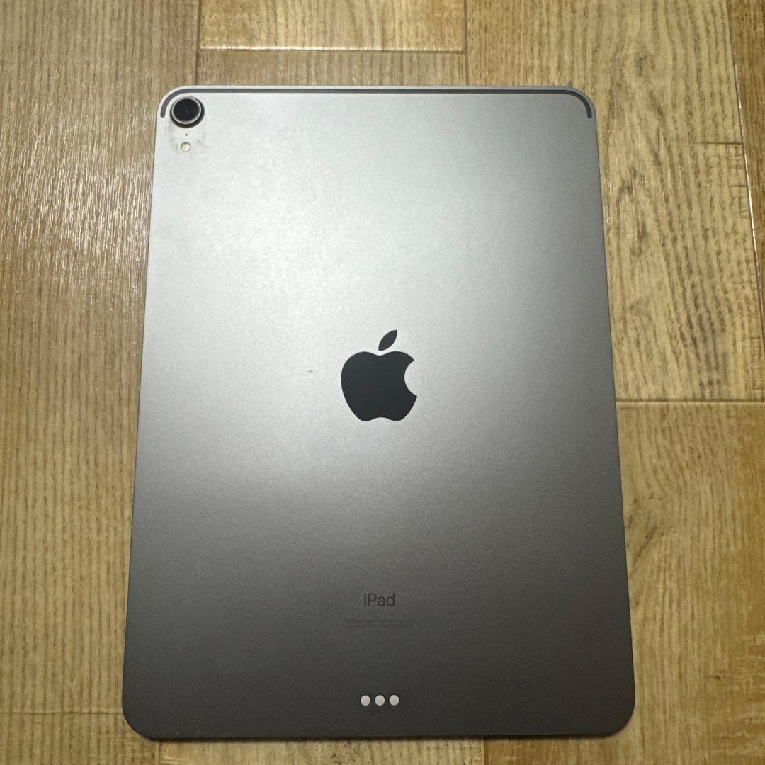 iPad PROスペースグレー 本体 2018年式 256GB 11インチ Amazon.com : Apple iPad Pro 2018 (11-inch, Wi-Fi, 256GB) - Space