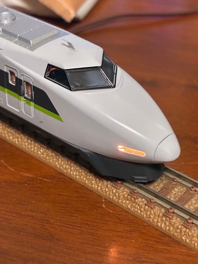ト*読様 JR100系 山陽新幹線 フレッシュグリーンセット ライト点灯動力