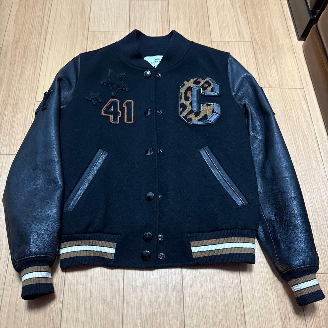 COACH スタジャン ブラック XS - メルカリ