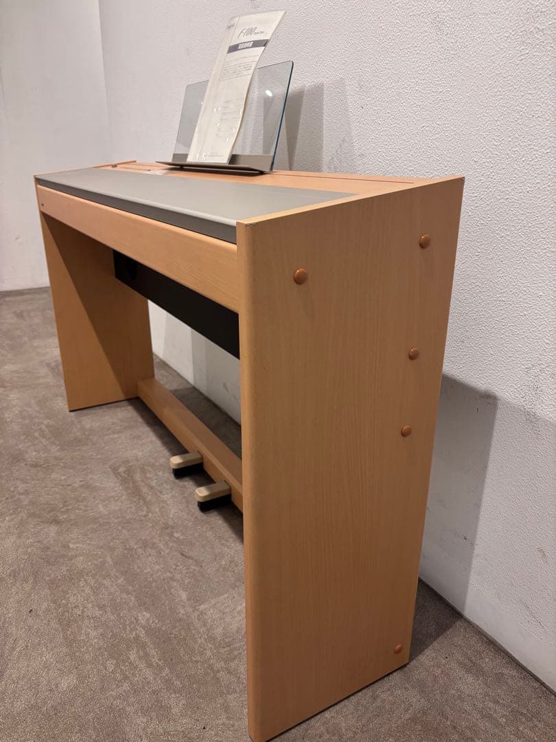 ☘️地域限定送料込⭐️美品⭐️ローランド⭐️Ｆ－１００デジタルピアノ⭐️メイプル木目88鍵