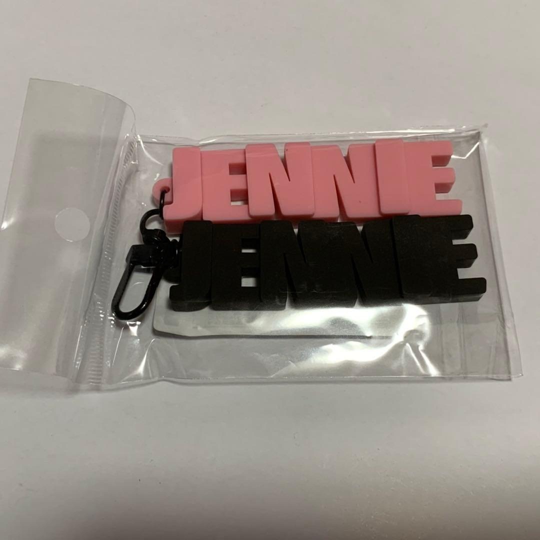 BLACKPINK JENNIE ラバー キーホルダー キーリング 3Ꭰ ジェニ - メルカリ