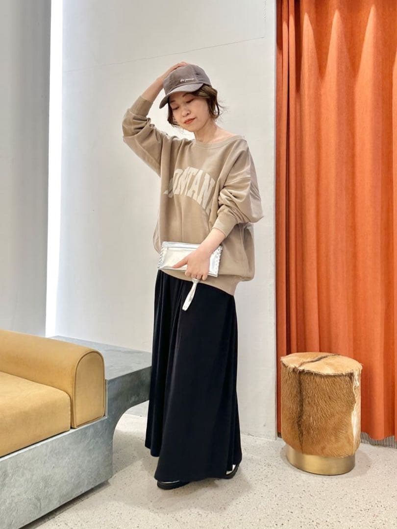 新品 タグ類無 訳あり ピグメントロゴウラケプルオーバー Be - メルカリ