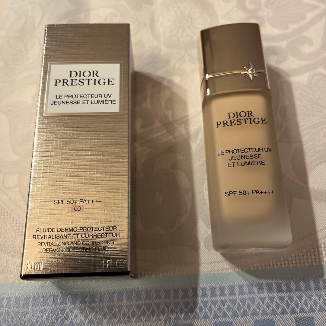 プレステージ　プロテクターUVルミエールBB 00 ディオール / プレステージ ホワイト ル プロテクター UV ルミエール