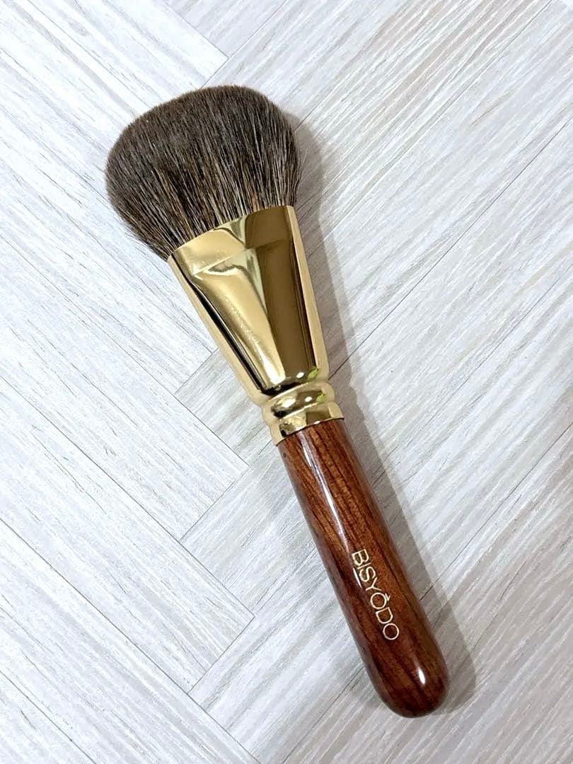 美品】ウエダ美粧堂 パーフェクトフィットブラシ（扇型） B-F-05