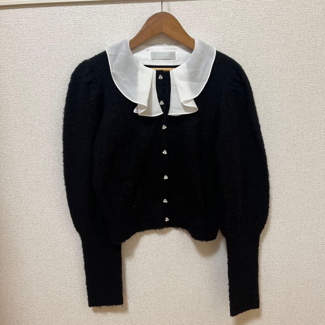 CELFORD フリルカラー付きビジューカーディガン - メルカリ