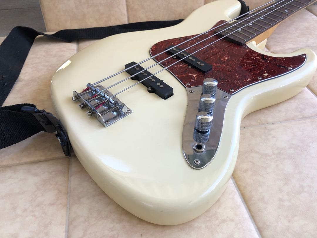 エレキベース(メーカー不明)(G71)