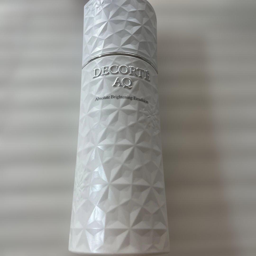 コスメデコルテ　AQアプソリュートエマルジョンブライト コスメデコルテ / AQ アブソリュート エマルジョン ブライトの公式商品