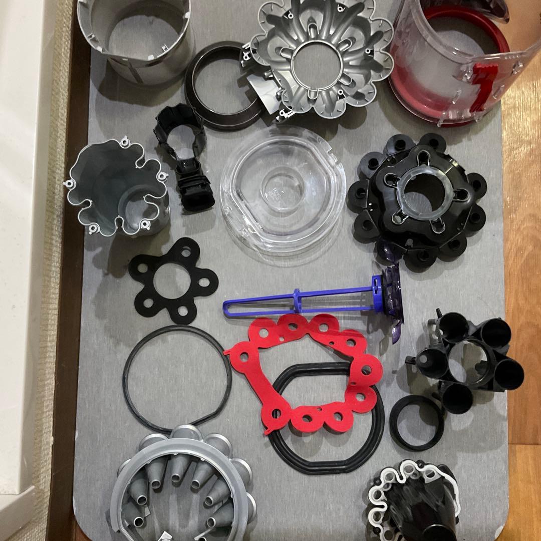 38『分解洗浄済み』動作確認済 ダイソンDyson V8 SV10 sv37 - メルカリ