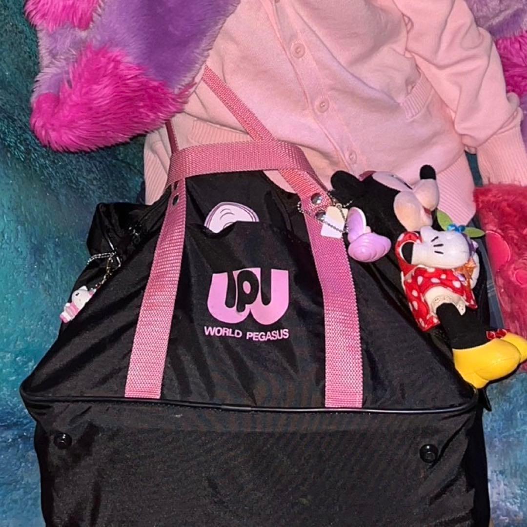 ワールドペガサス 黒ピンク スクールバッグ - メルカリ