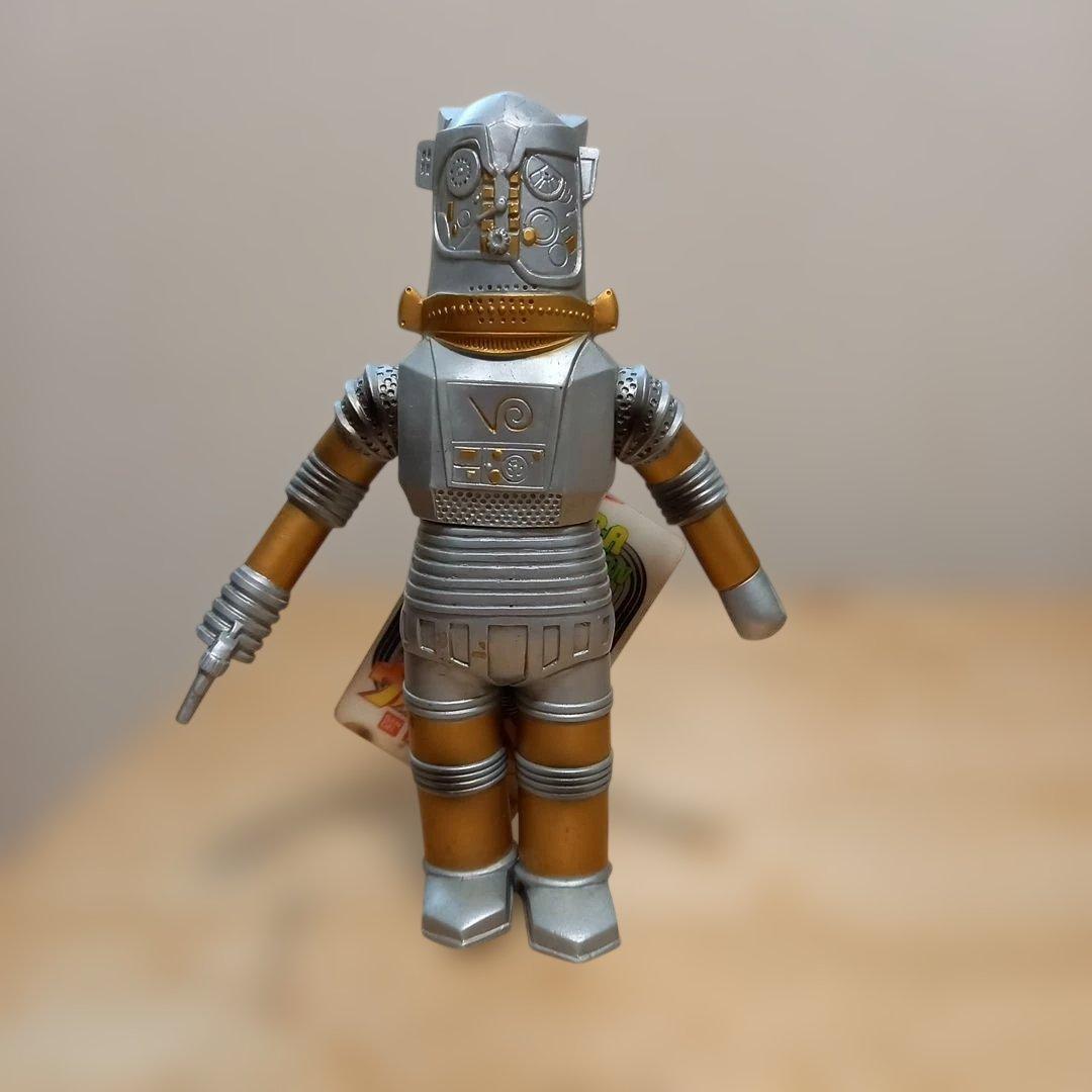 ウルトラQ、セブン怪獣ソフビ当時物 - メルカリ