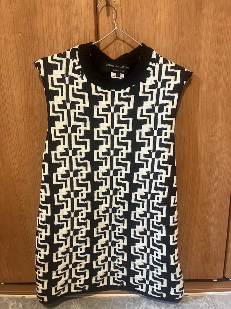 コムデギャルソン　オムプリュス　ベスト コムデギャルソン オムプリュスCOMME des GARCONS HOMME PLUS ポリ