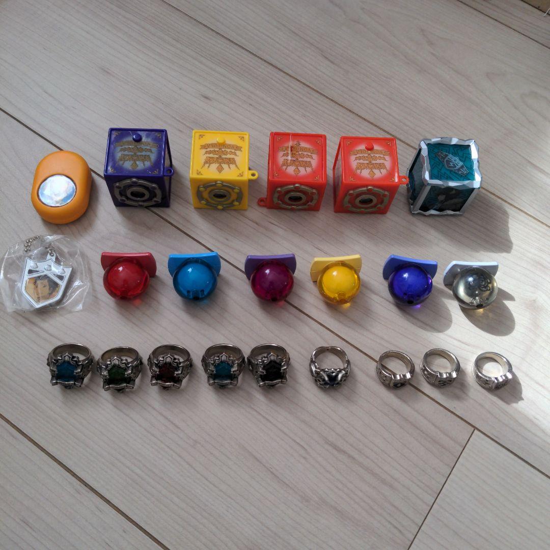 商談中　カテキョーヒットマンボンゴレリングボンゴレボックスおしゃぶり＆オマケ付き 家庭教師ヒットマンREBORN! Ringcolle! DX ボンゴレリング｜ガシャポン