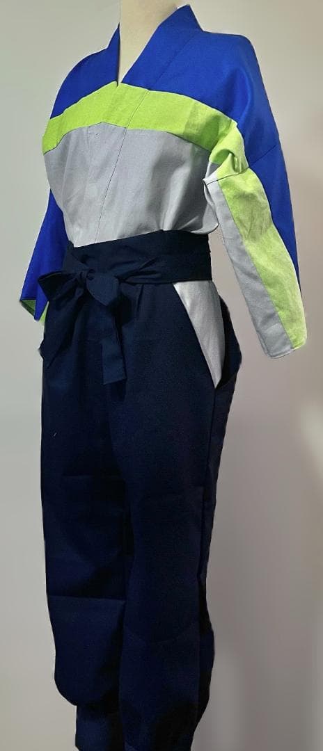 もち様　私服　一着 LUCUA 1100店限定アイテム ⟭ オフのブラウスにグレーのワンピースで