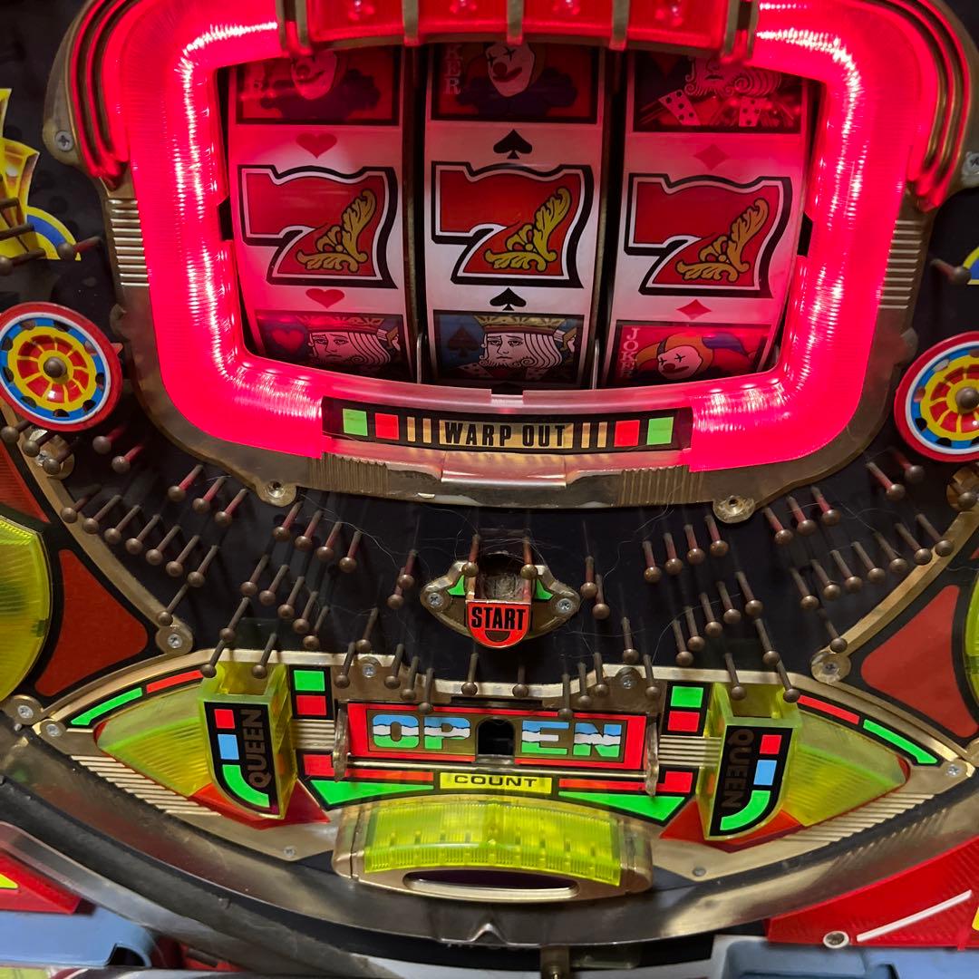 パチンコ実機 フィーバークイーン2 王冠セル - メルカリ