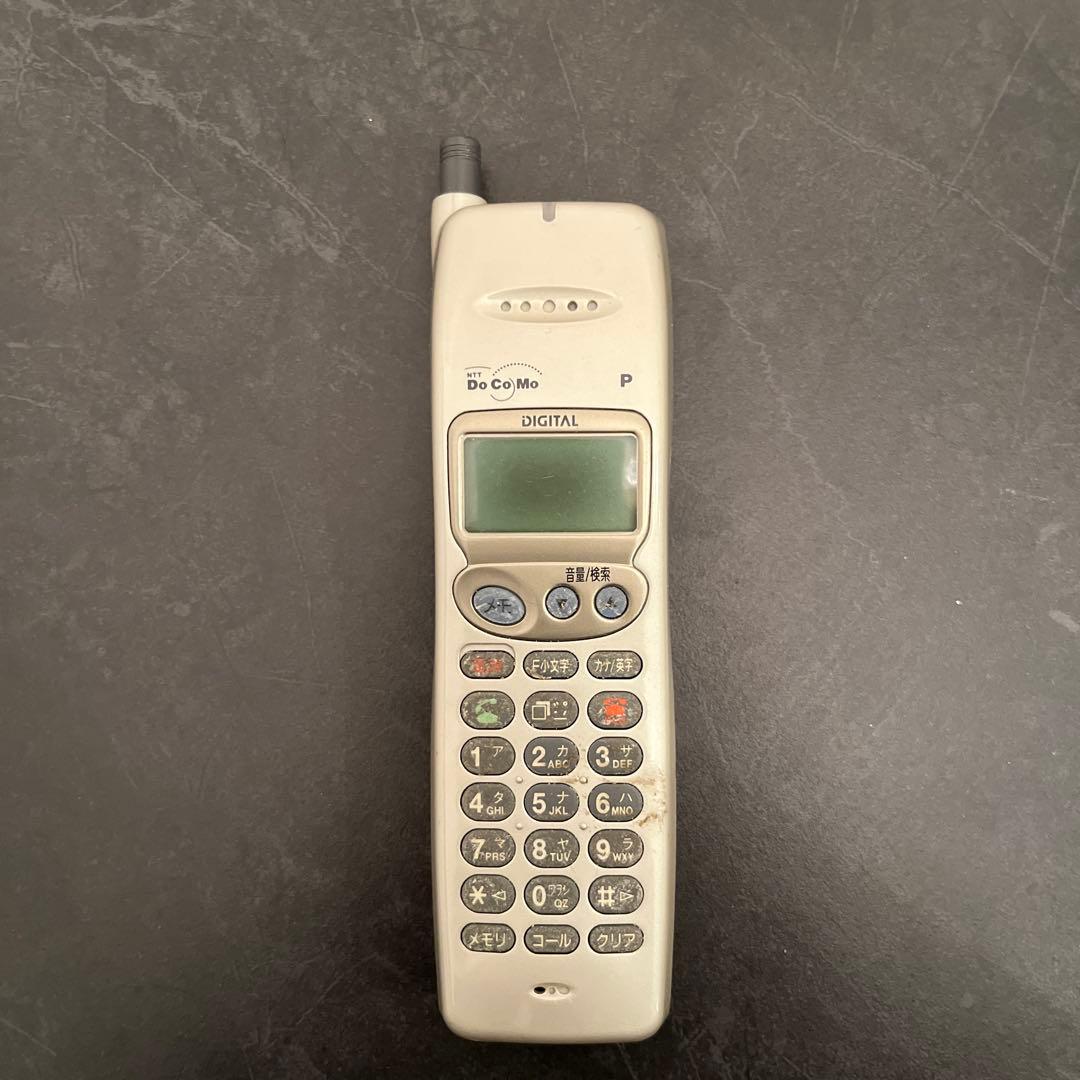 DoCoMo P101デジタル 携帯電話 シャンパンゴールド - メルカリ