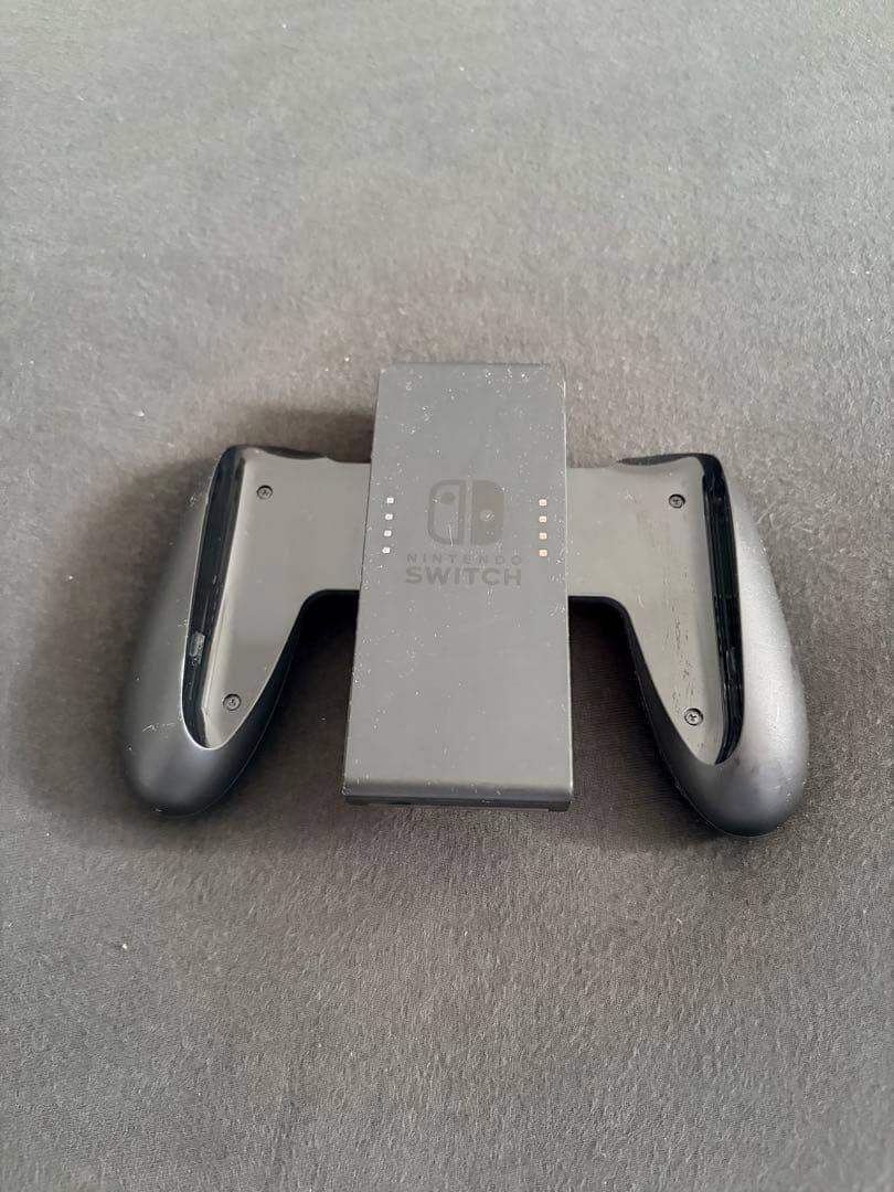 Nintendo Switch 本体 青/赤 オマケでモンハンライズ付き ど