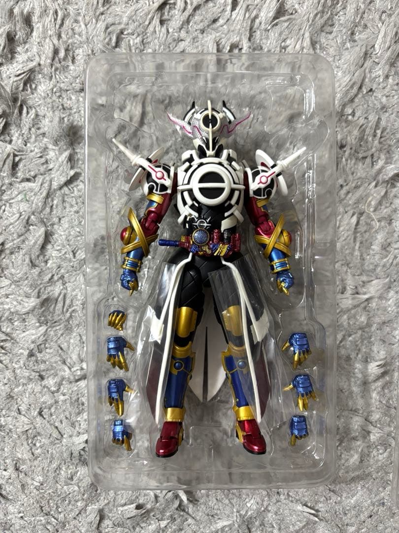 S.H.Figuarts 仮面ライダーエボル ブラックホールフォーム