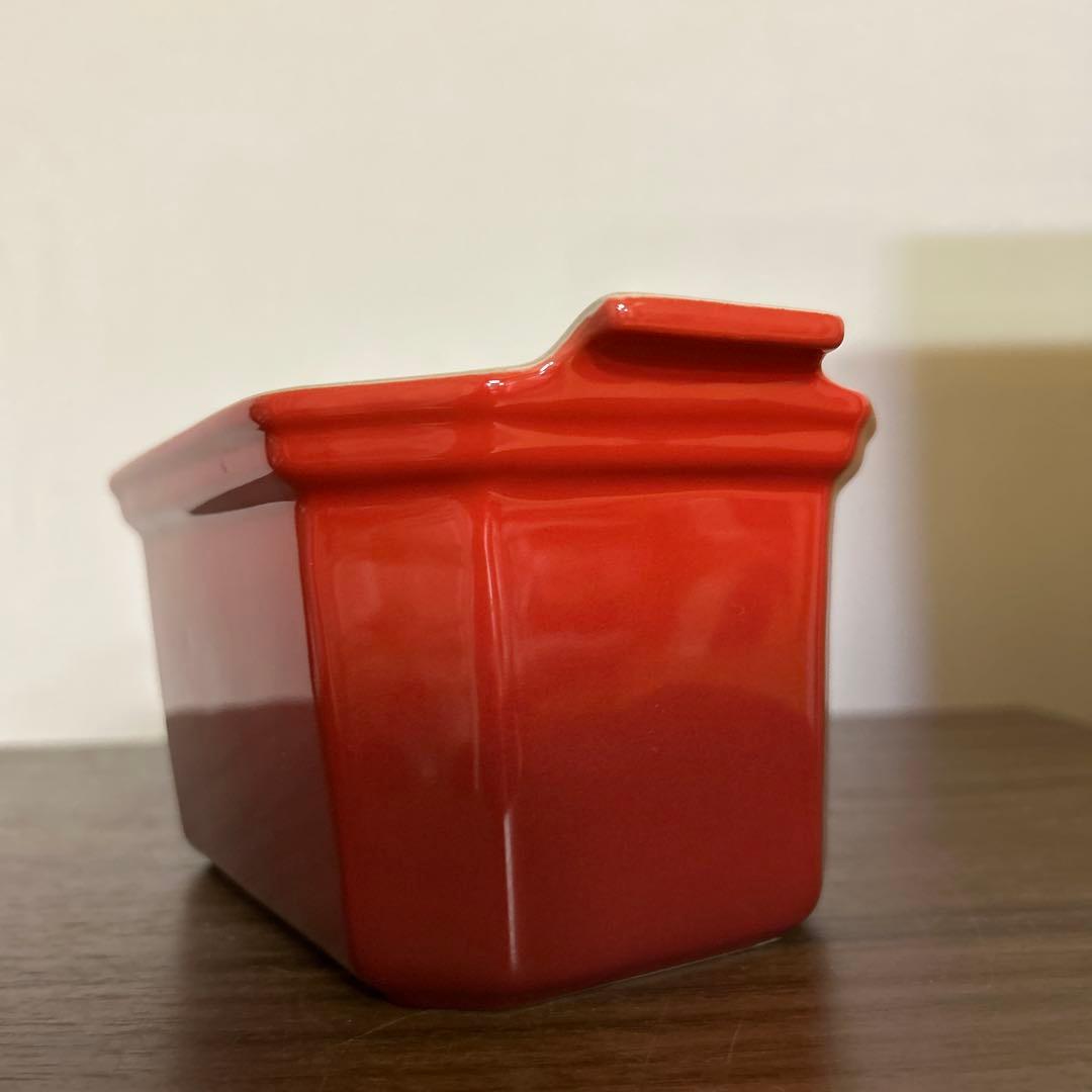 廃盤品！未使用品！ル・クルーゼ　テリーヌ with プレス　0.8ℓ 人気レッド