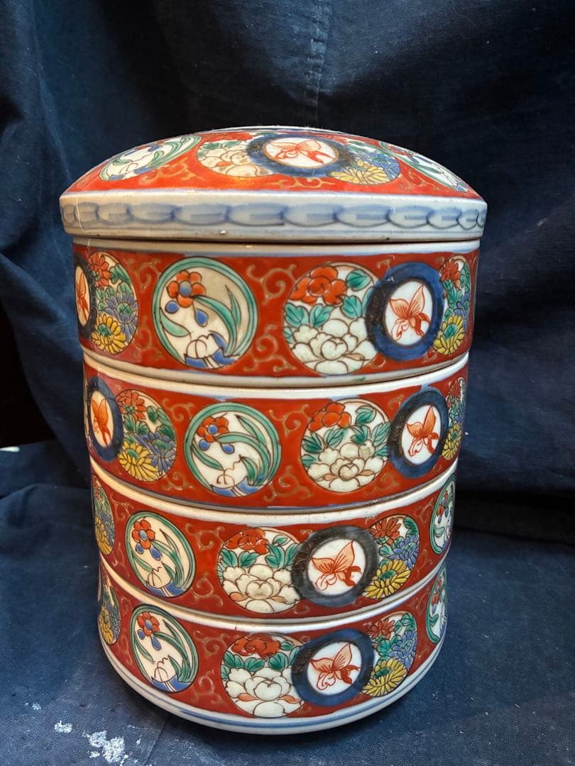 古伊万里　色絵　陶重　重箱　お節料理　江戸時代　傷直しあり　欠け無し 古伊万里 色絵 陶重 重箱 お節料理 江戸時代 傷直しあり 欠け無し