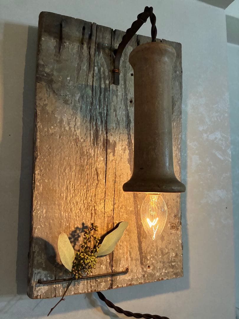 古道具 壁掛けライト 古材 照明 シャビー 古雑貨
