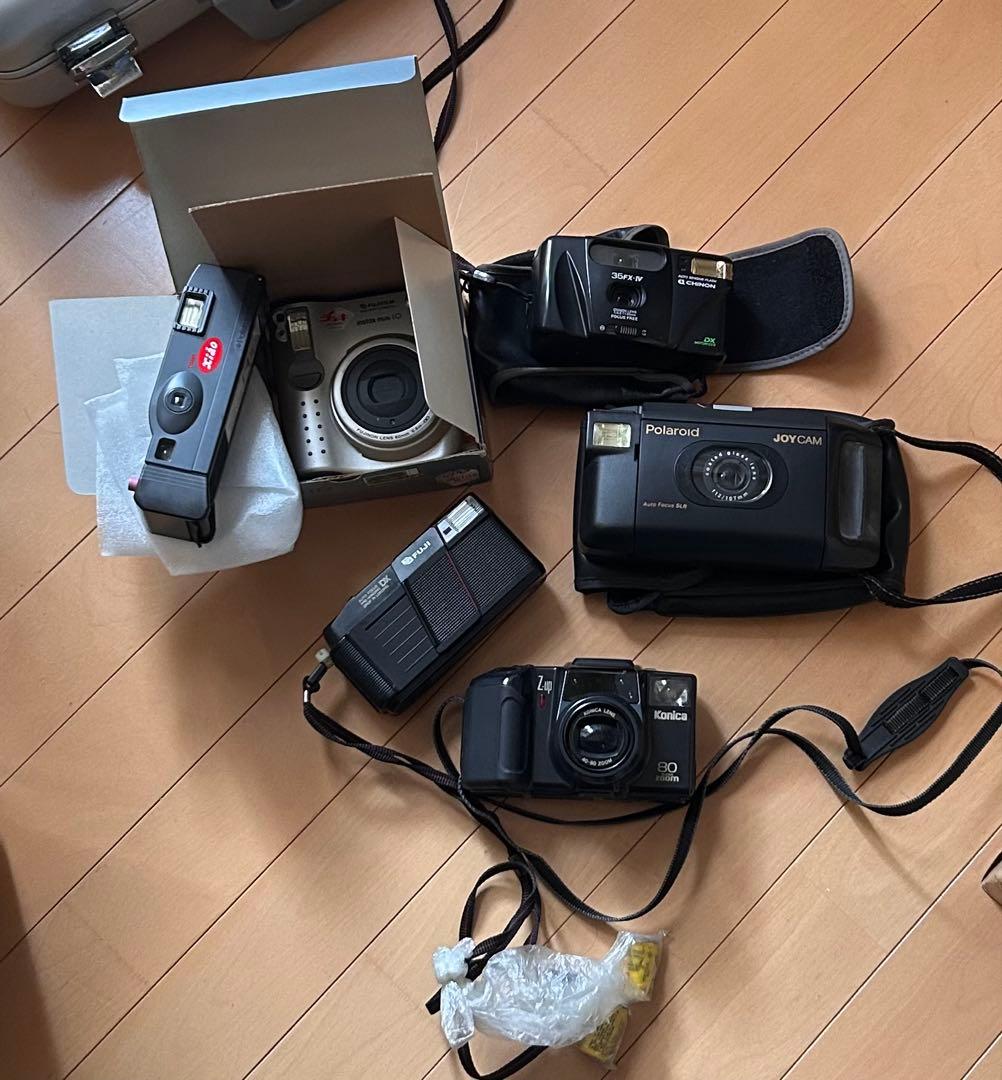 Canon アルミ アタッシュケースとカメラ6個 - メルカリ