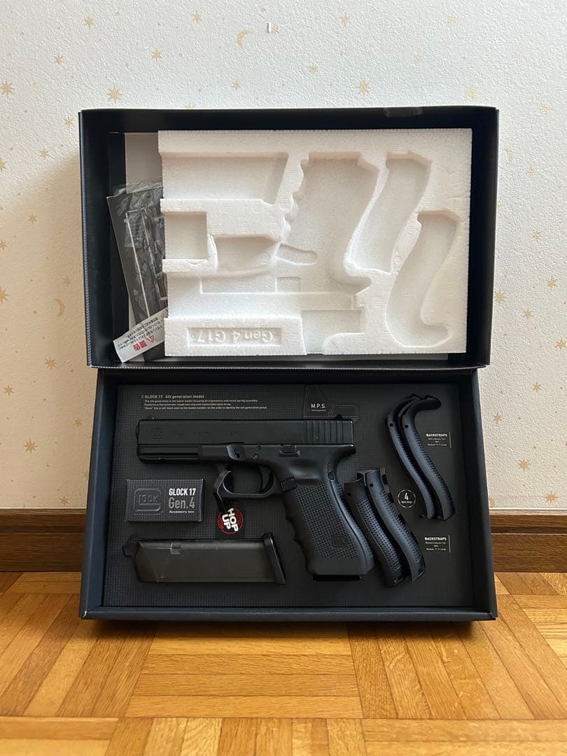 東京マルイ GLOCK 17 Gen.4 ガスブローバック 予備マグ2ホルスター